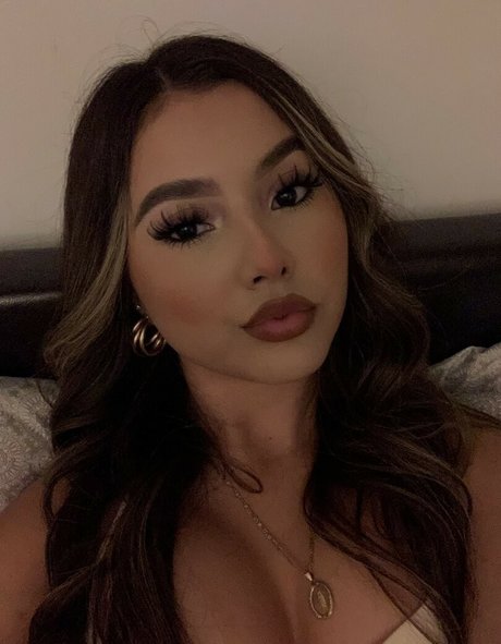 Gisselle Next Door nude leaked onlyfans