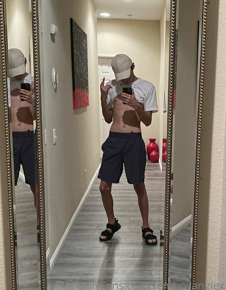 femboyangiesfeet only fans leaks porn