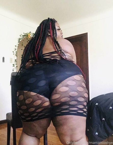 mamamioshye leaked only fans nudes