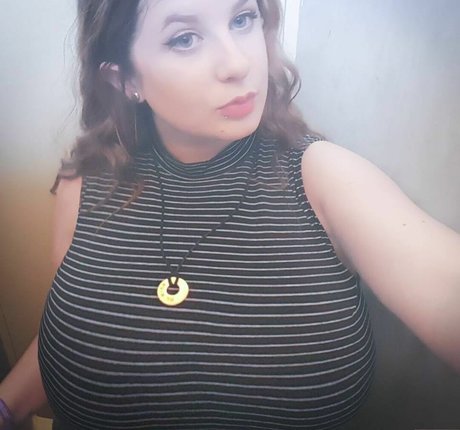 nude outdoor onlyfans adult photos