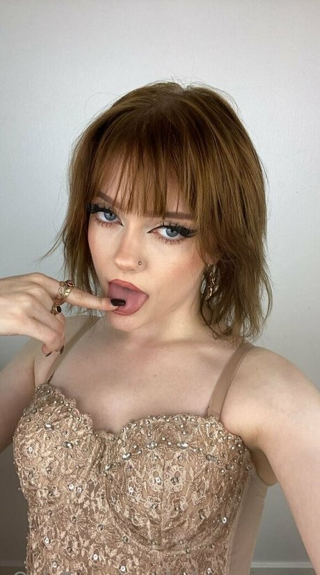 rebecccamua onlyfans photos