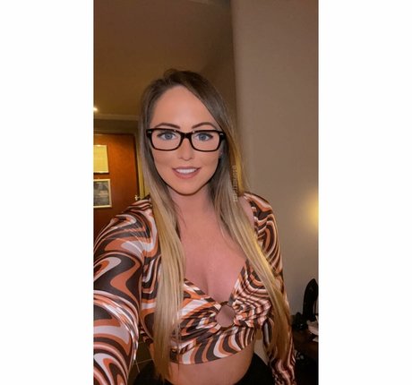 Sophie Defoe onlyfans sex leaked