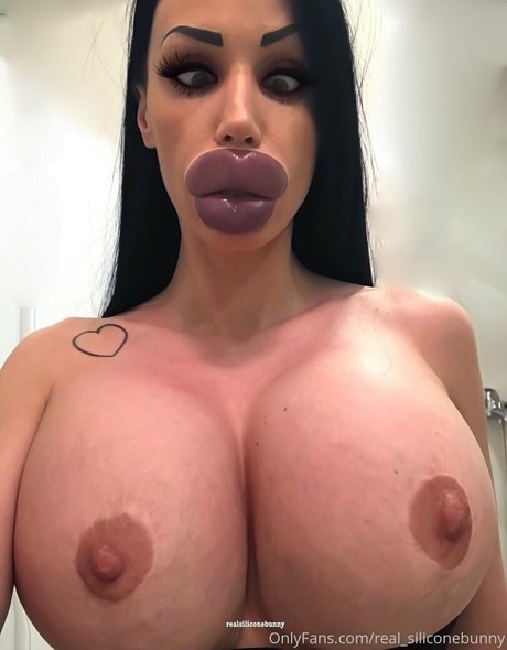 real siliconebunny onlyfans model images