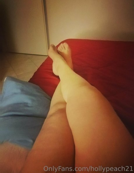 hollypeach21 nudes onlyfans leaked