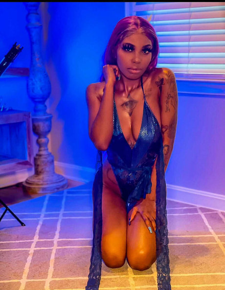 niiathefreak new onlyfans leak