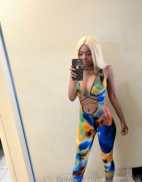 niiathefreak onlyfans nudes porn