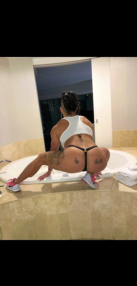 vegasqueen onlyfans nudes leaked