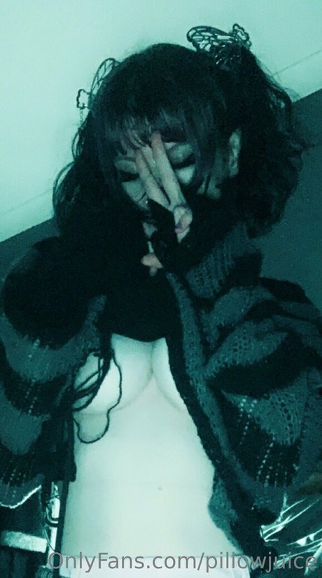 pillowjuice nudes only fans