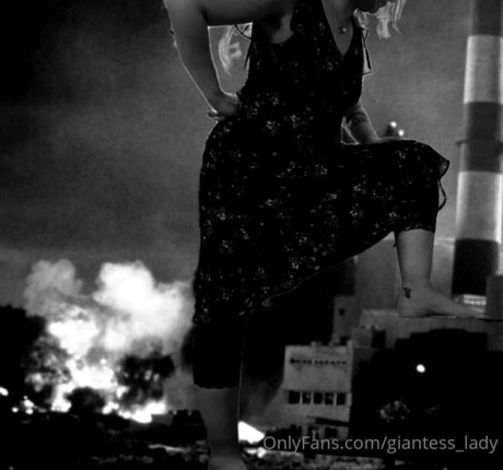 giantess lady naked leaked onlyfans