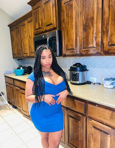 raynellemariah hot onlyfans