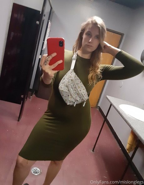 mislonglegs onlyfans leak naked