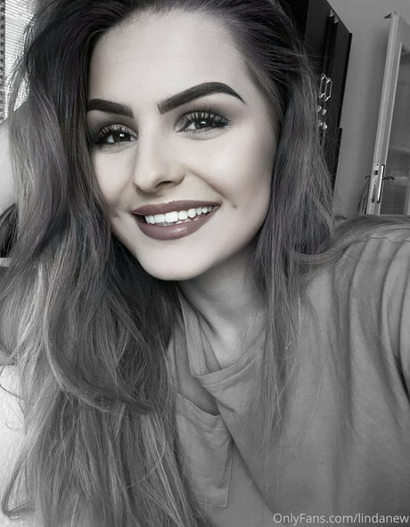 lindanew onlyfans strip tease