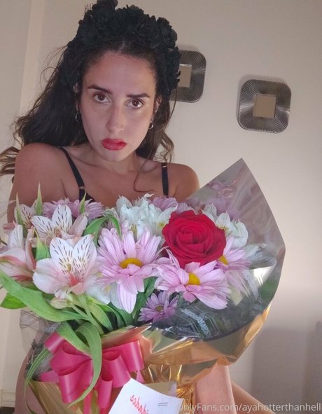 ayahotterthanhell only fans xxx
