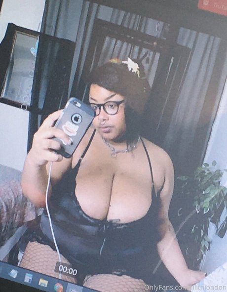 lilithlondon Profile pic