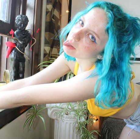 cherrylolli sfw onlyfans posts