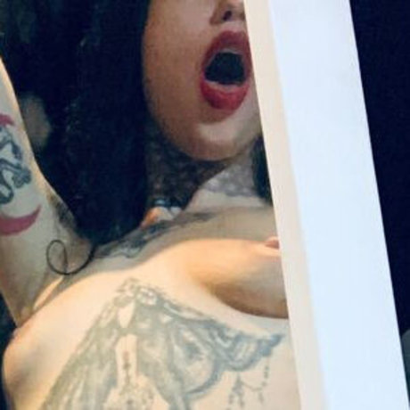 Thulle Montes only fans nude