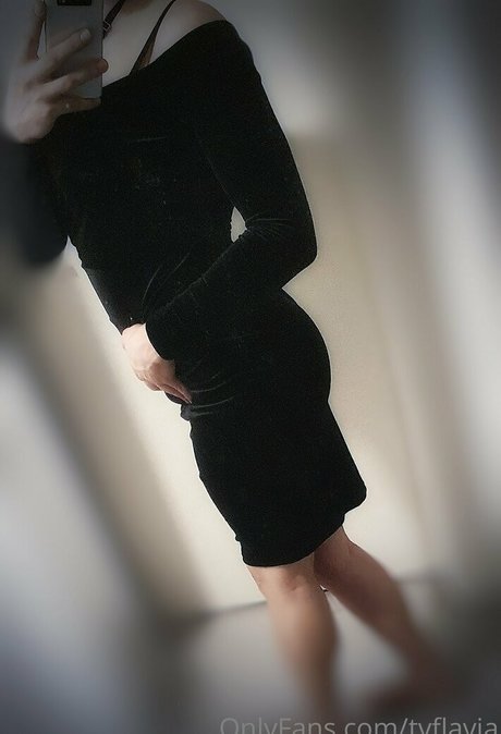 tvflavia is on onlyfans