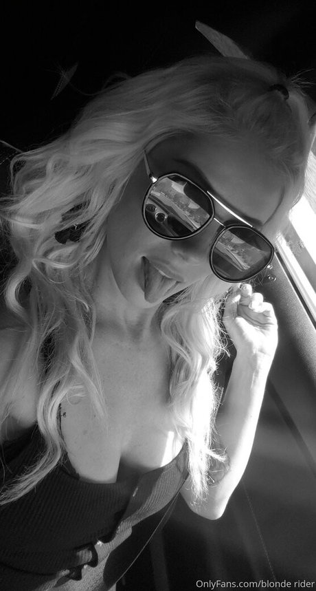 blonderider onlyfans leak fuck