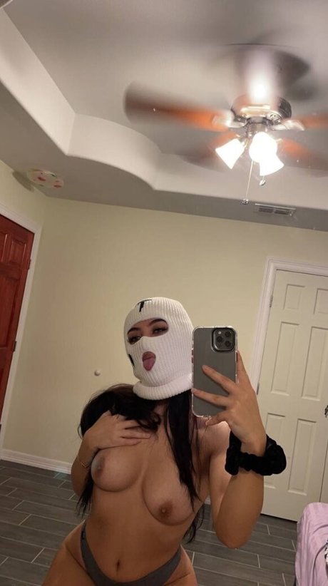 dineromia onlyfans naked