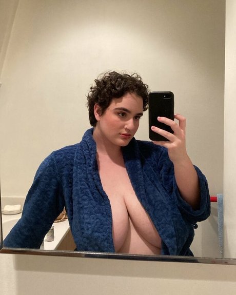 Alida Roos hot onlyfans