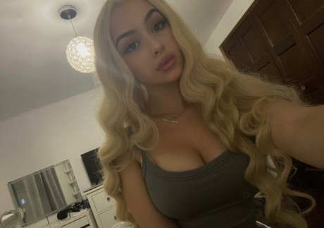 Anaxdi only fans review