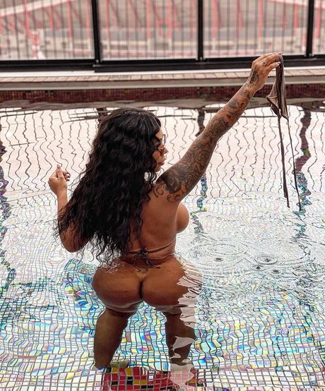 Valentina Ferraz only fans xxx