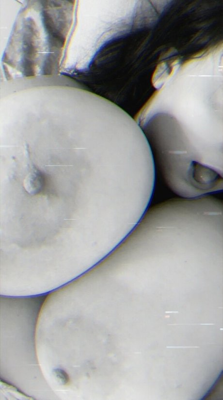 aliceinboobieland onlyfans public photos