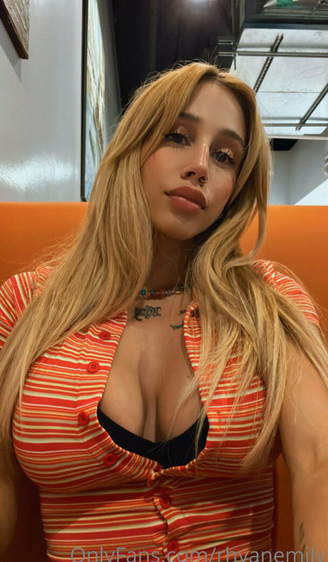 emilyywild onlyfans leaked xxx