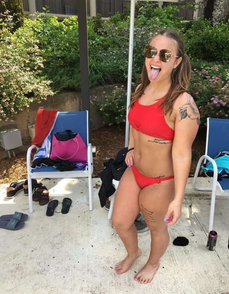 trophygirlfriendk onlyfans pictures