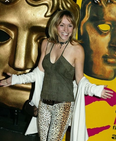 Michaela Strachan feet onlyfans