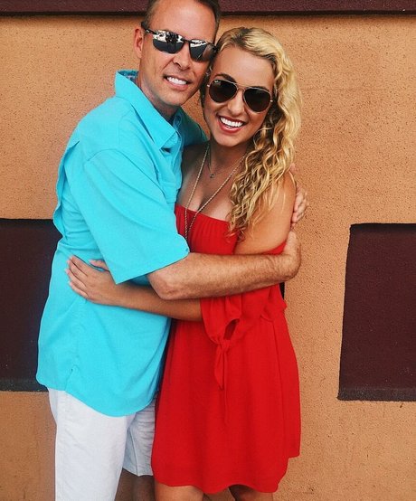 Caroline Wall onlyfans leak sex