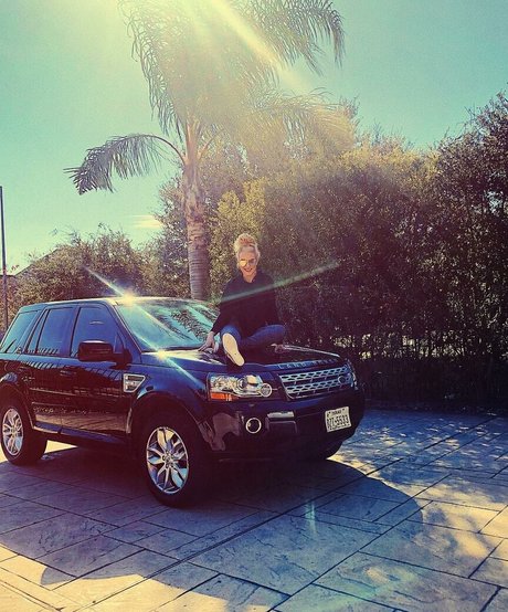 Caroline Wall onlyfans joi