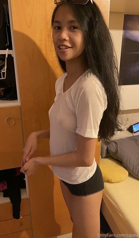 jujuna strip onlyfans