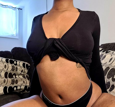 deedeebee96 onlyfans leajs