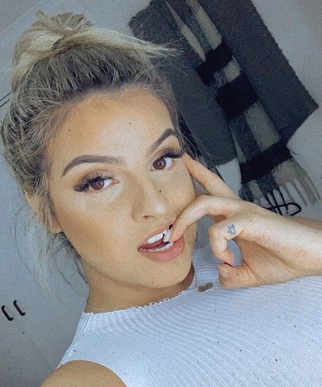 Chloe C onlyfans naked porn