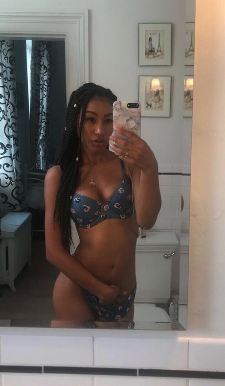 Nia Simone onlyfans content leaked