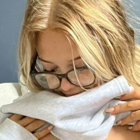 Hollie Chamberlain onlyfans page