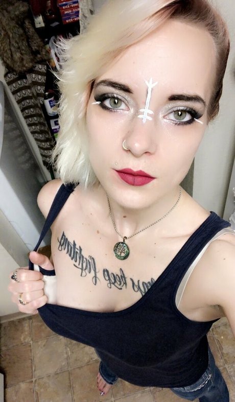 valkyriequeen27 onlyfans nudes