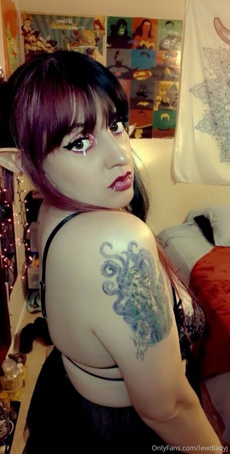 Lewdladyj ass onlyfans