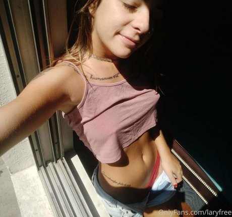 laryfree onlyfans leakes