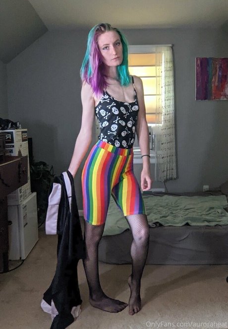 auroraheat onlyfans strip tease