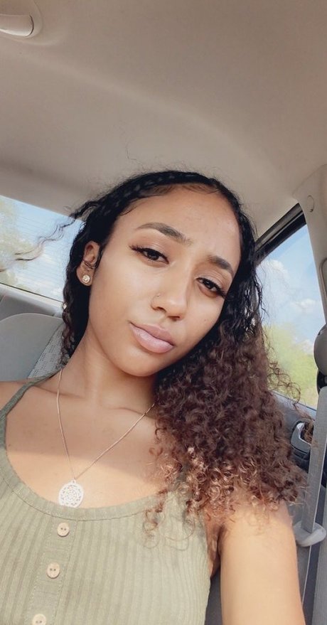 Heavenbaee onlyfans nude photos