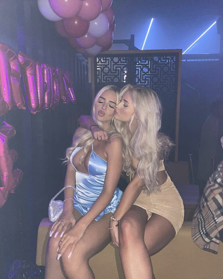 Amber Woods only fans leaks