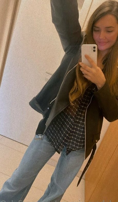 photopolli onlyfans leaked photos