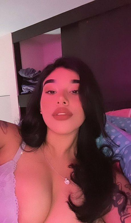 amywinos10 onlyfans fotos