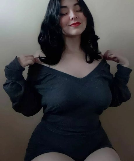 Alisson Sabineae onlyfans photos