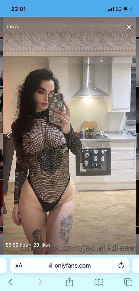 jadieladieee onlyfans sextape