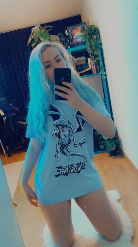 satiellacosplay onlyfans striptease