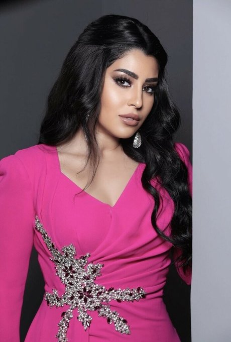 Ayten Amer onlyfans leakes