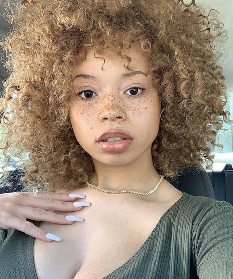 mayaregiii onlyfans leaked pictures